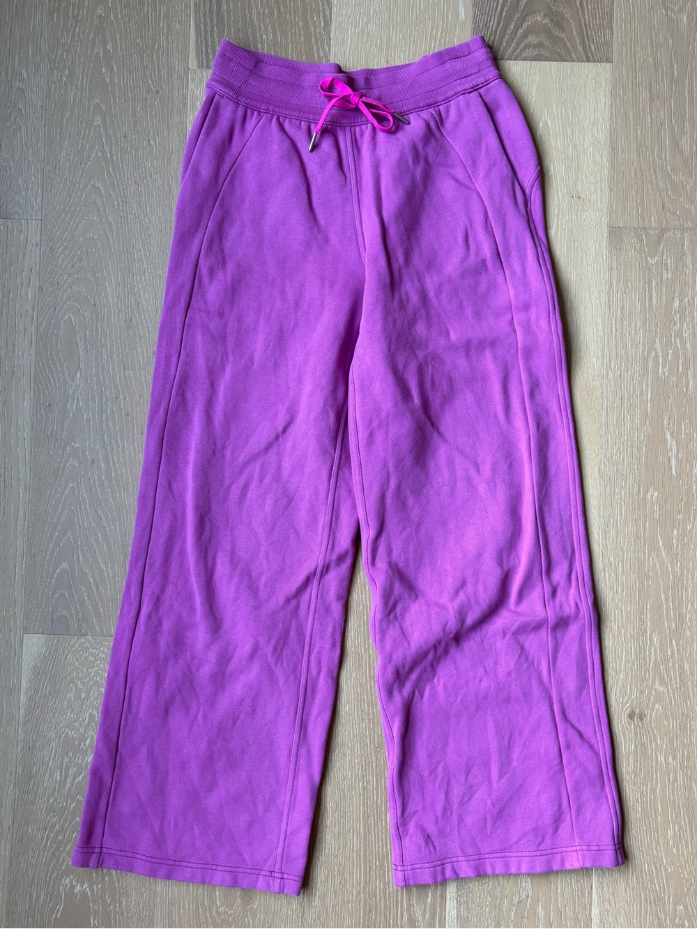 Women’s Bright Purple Wide-Leg Knit Sweatpants
